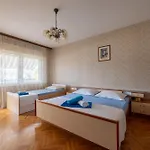 Frane Apartment *