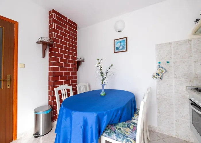 Apartman Frane *