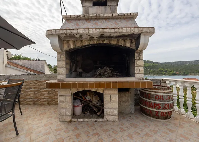 Frane * Vinišće